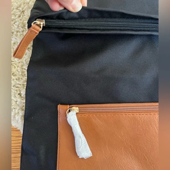 NWT DSW black canvas backpack with faux saddle brown accents - Picture 8 of 10